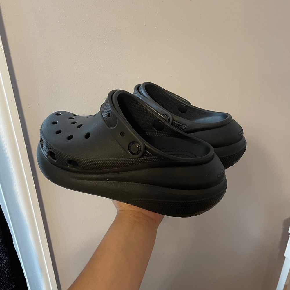 WOMEN'S CROCS CLASSIC CRUSH PLATFORM CLOGS